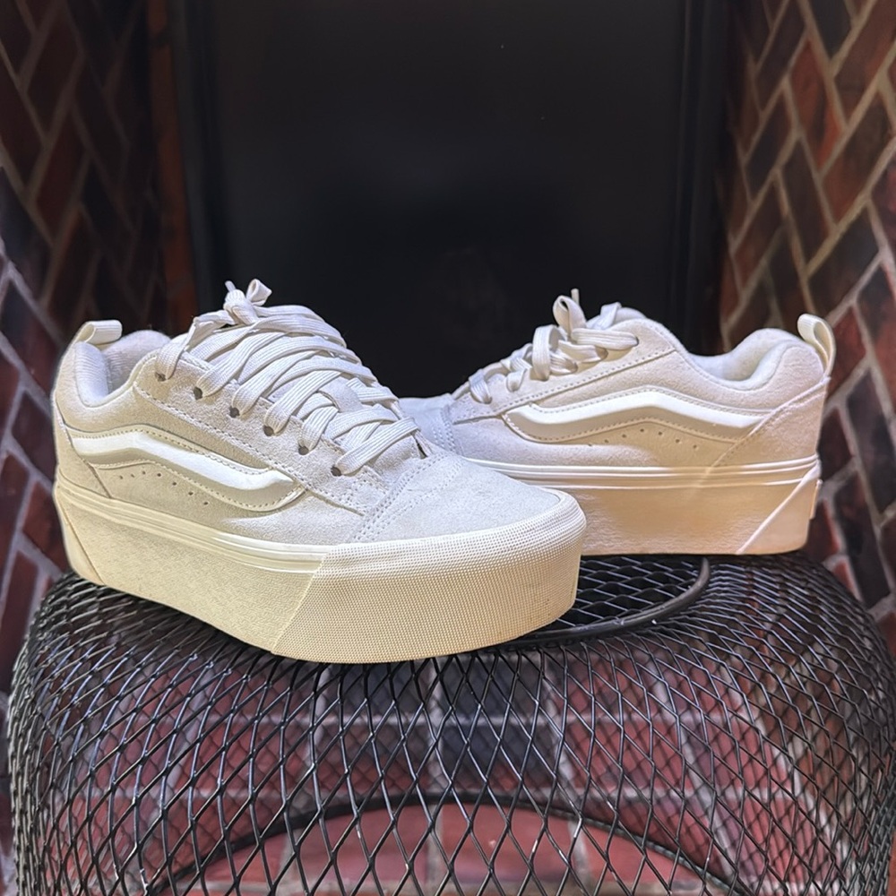 Vans Knu Stack